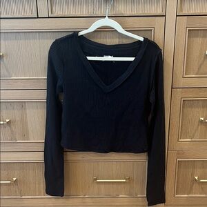 We the Free Women's Black V-Neck Ribbed Top Small